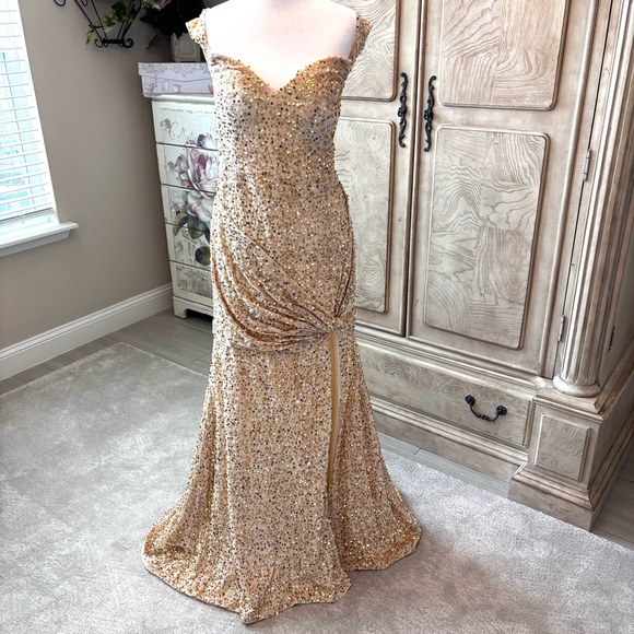 Dresses & Skirts - NEW, Gold Sequins Dress, Gold Dress, Prom Dress, NWOT, Size L